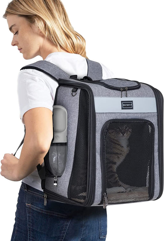 Travel in Style: Cozy Cat & Dog Backpack Carrier with Plush Comfort & Breathable Design – Perfect for Adventures up to 22 Lbs! 🐾🦮🏕️